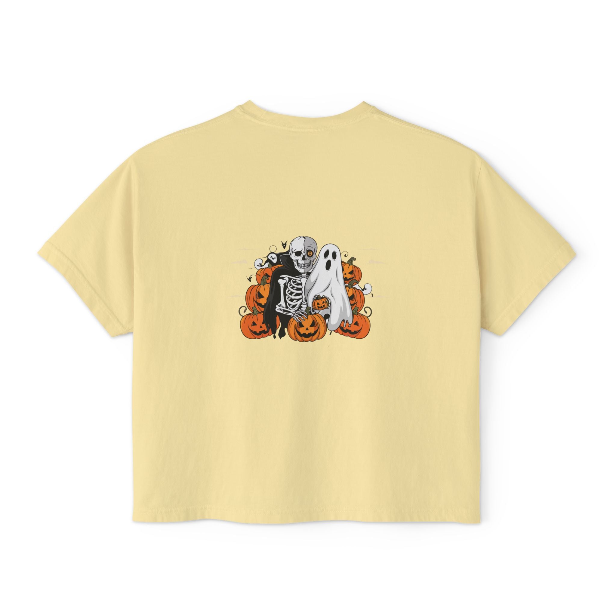 Halloween with Bats | Women's Boxy Tee