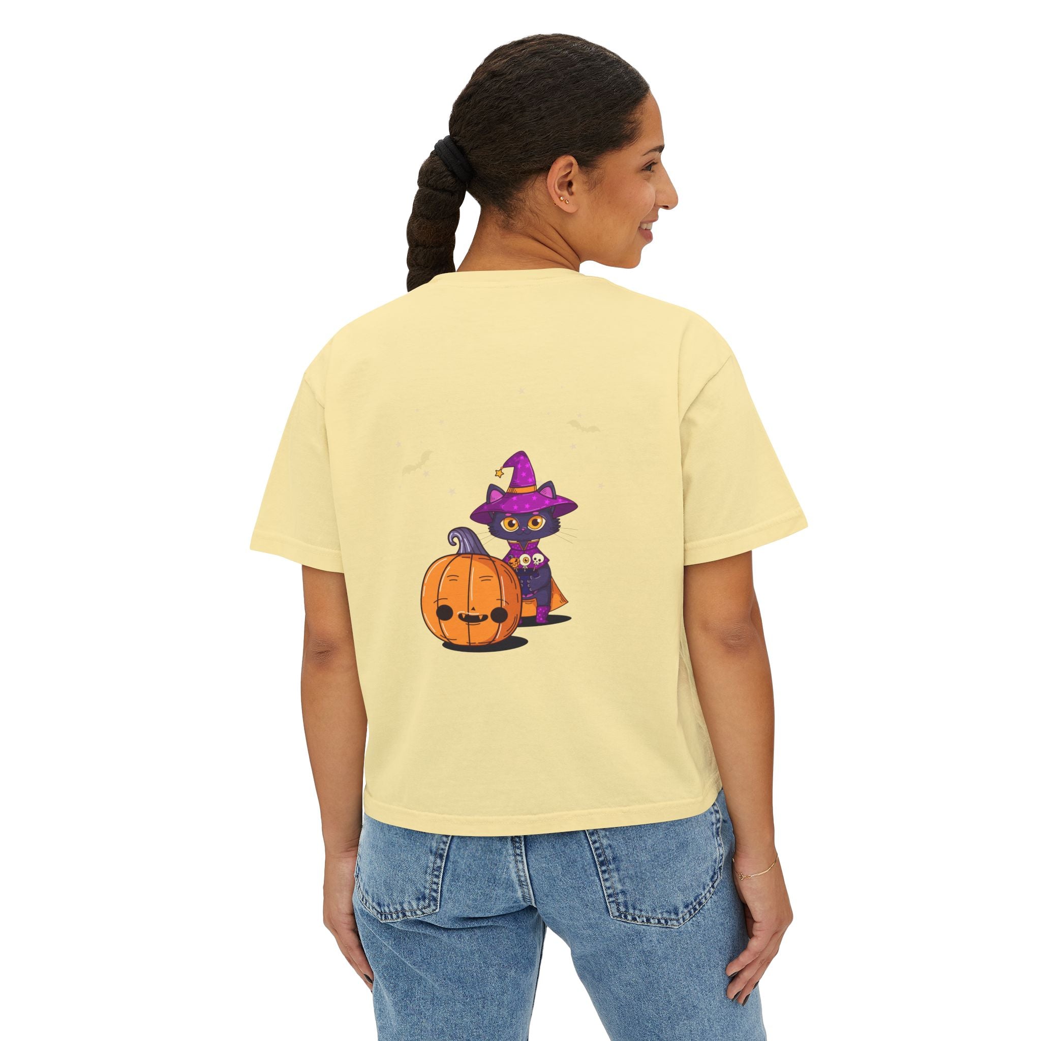 Halloween with Witch's Cats | Women's Boxy Tee