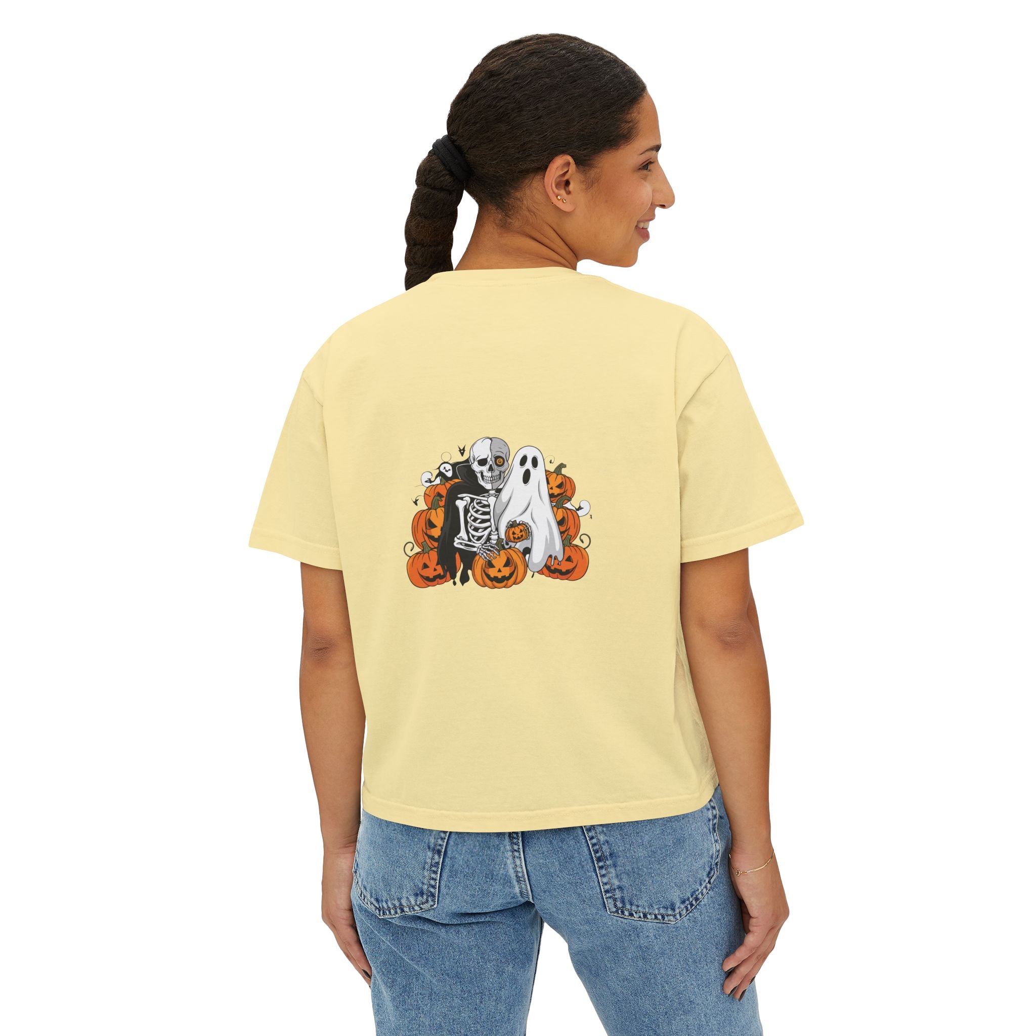 Halloween with Bats | Women's Boxy Tee