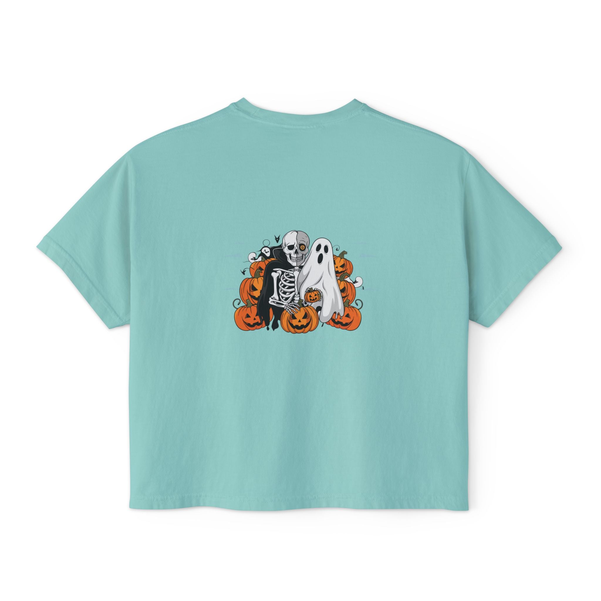 Halloween with Bats | Women's Boxy Tee