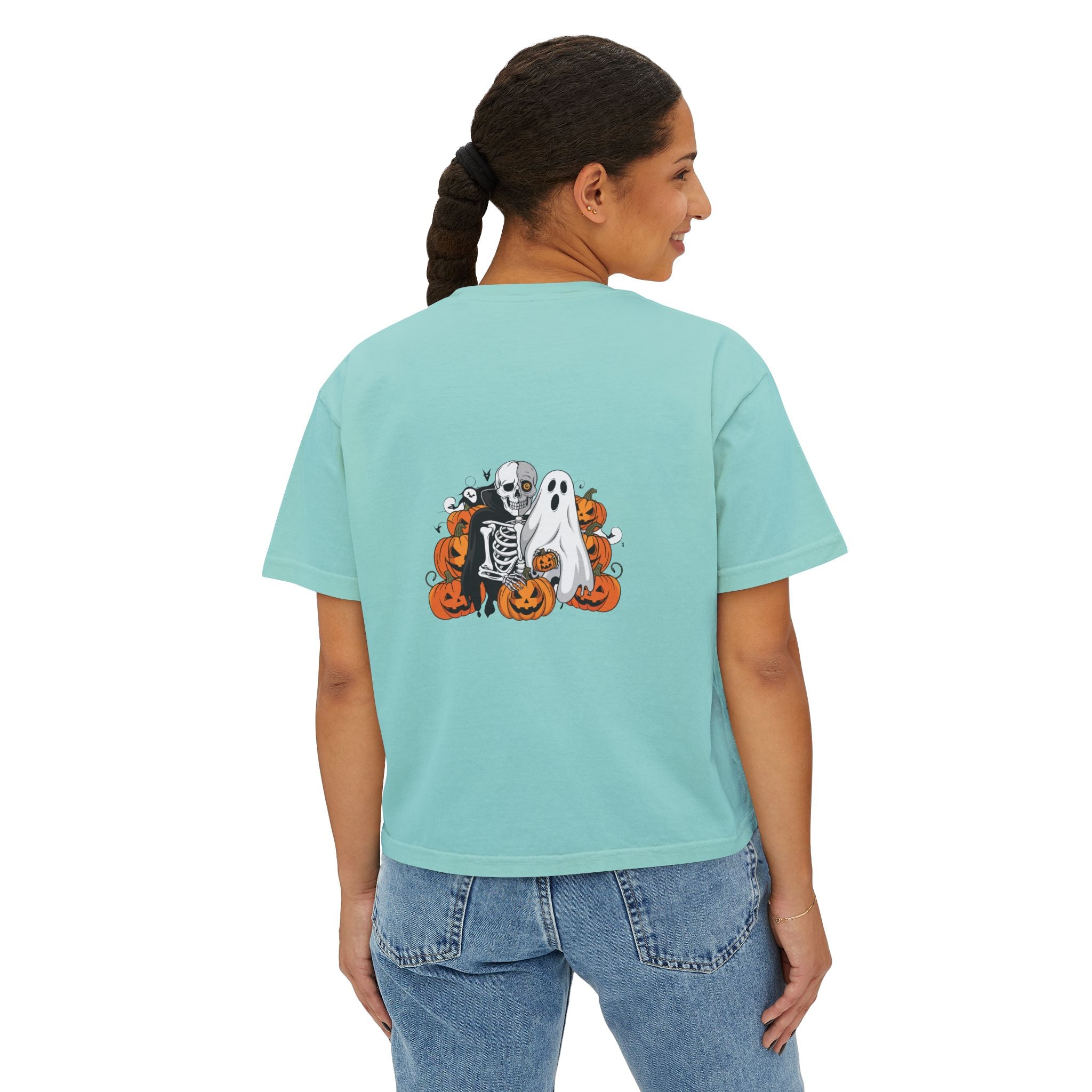 Halloween with Bats | Women's Boxy Tee