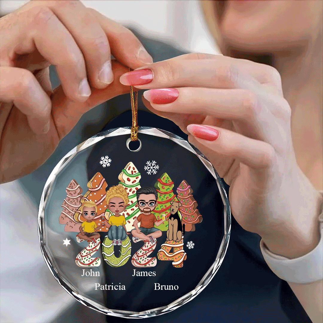 Custom Family Christmas Crystal Glass Ornament | Changeable Names and Customizable Figures