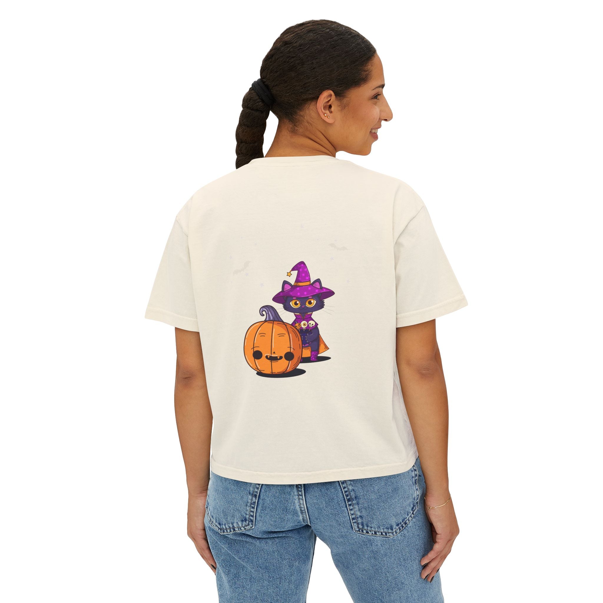 Halloween with Witch's Cats | Women's Boxy Tee